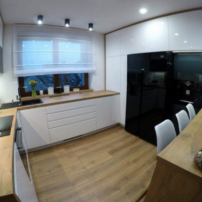 received_1667148973365537